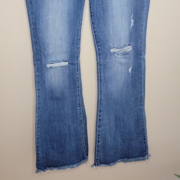 NWT Risen | High Rise Distressed Flare Leg Jeans Size 31 - Picture 3 of 10